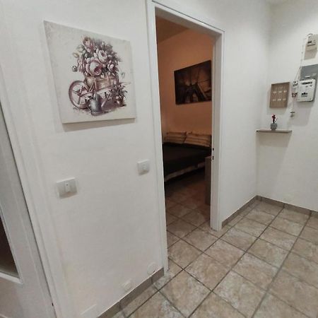 Appartamento C&Y Colombo โนวารา ภายนอก รูปภาพ