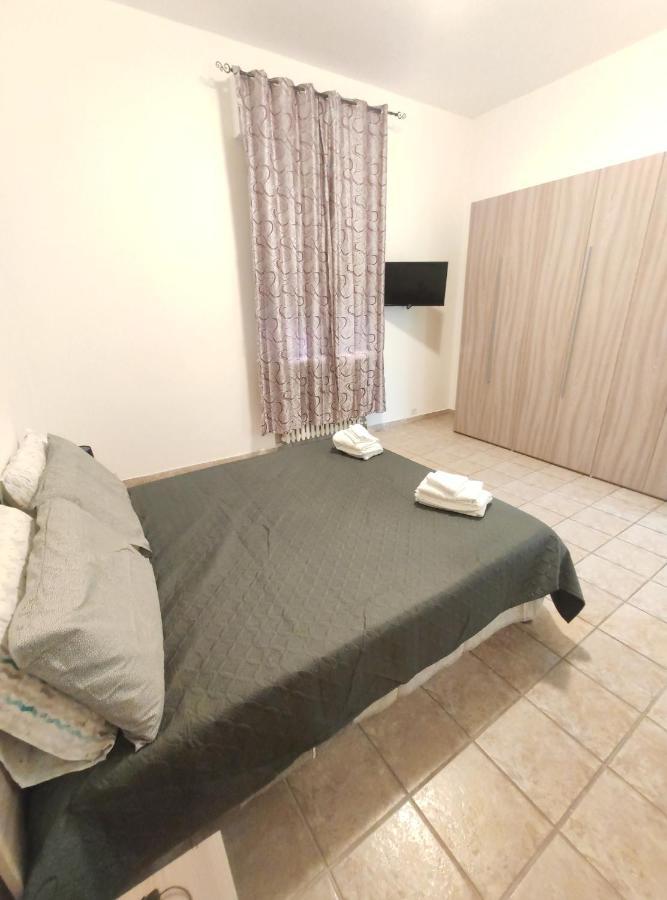 Appartamento C&Y Colombo โนวารา ภายนอก รูปภาพ